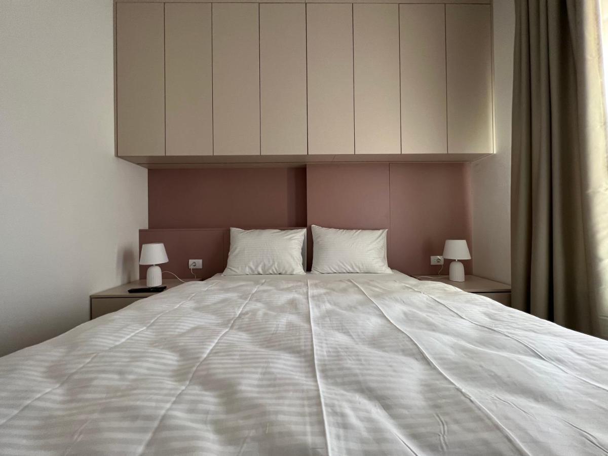יהורינה Aparthotel Rajska מראה חיצוני תמונה