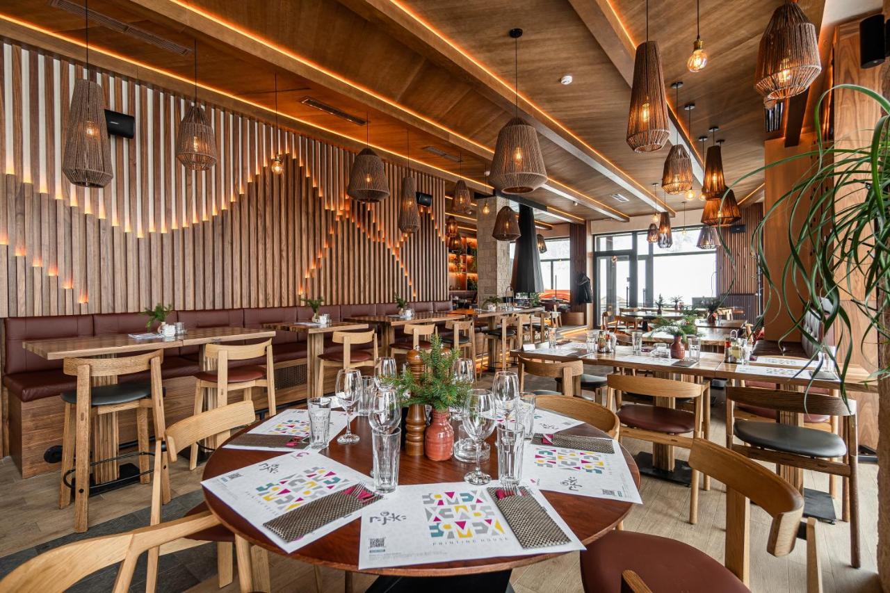 יהורינה Aparthotel Rajska מראה חיצוני תמונה