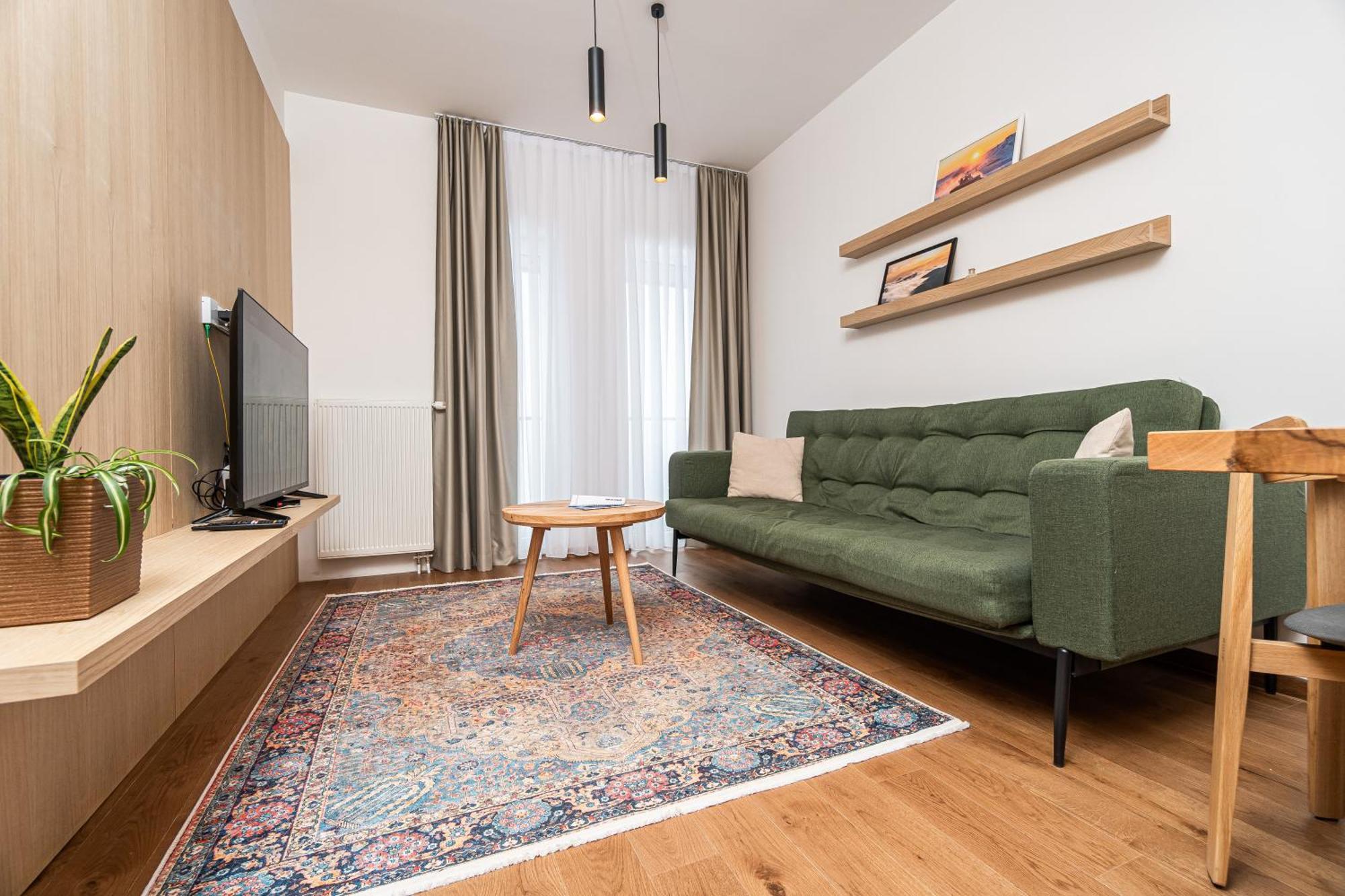יהורינה Aparthotel Rajska מראה חיצוני תמונה