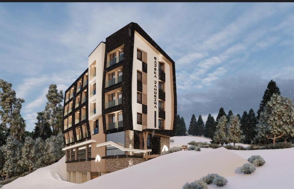 יהורינה Aparthotel Rajska מראה חיצוני תמונה